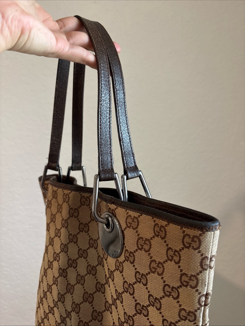 Gucci Beige/Brown GG Supreme Canvas Tote with Leather Straps - Picture 16 of 16